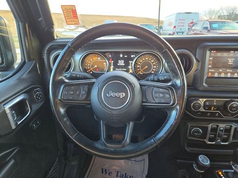 Used 2021 Jeep Wrangler Unlimited Sport image 17