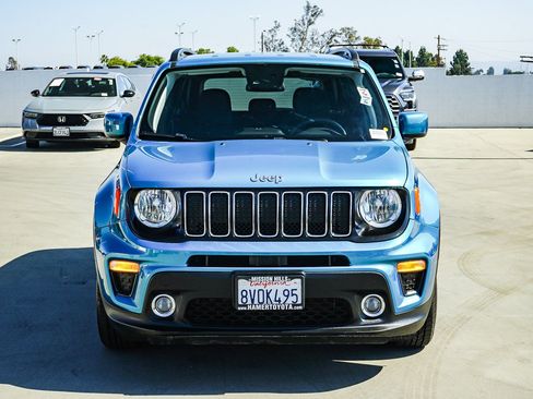 Used 2021 Jeep Renegade Latitude FWD image 2