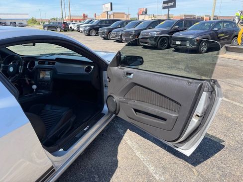 Used 2014 Ford Mustang Shelby GT500 w/ Equipment Group 821A RWD image 44
