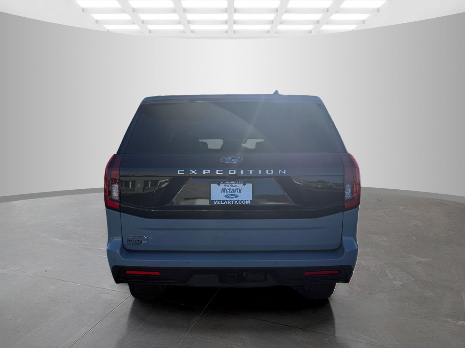 Used 2026 Ford Expedition Active AWD/4WD image 4