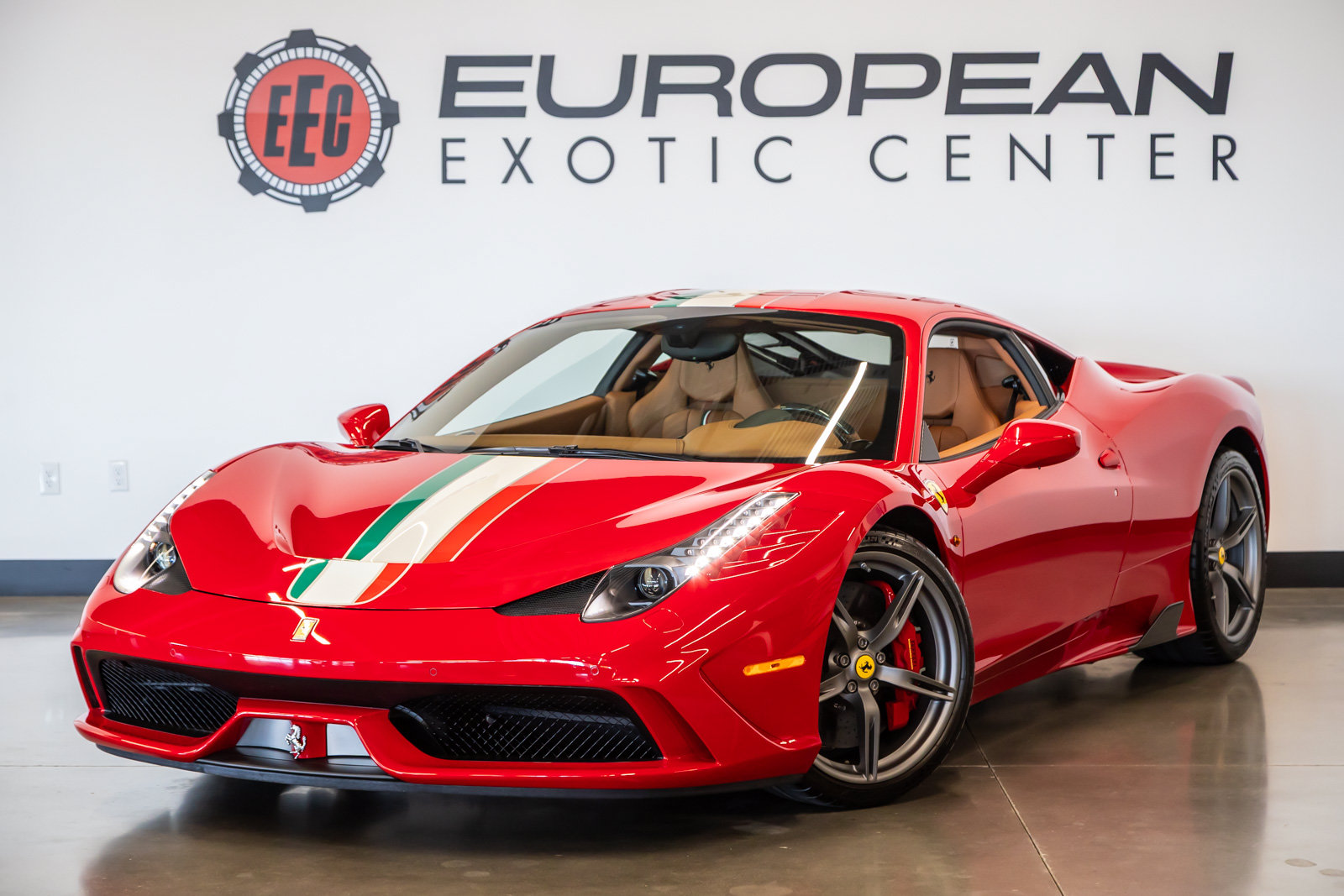 Used 2015 Ferrari 458 Speciale Coupe RWD image 5