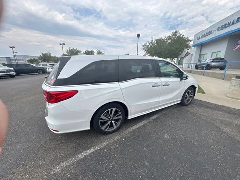 Used 2024 Honda Odyssey Touring image 6