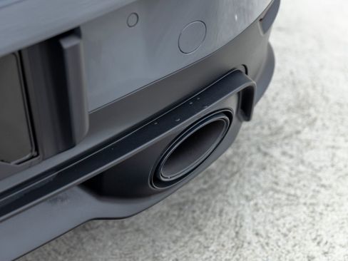 Used 2025 Porsche 911 Carrera image 20