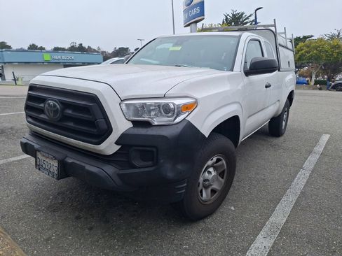 Used 2023 Toyota Tacoma SR RWD image 3