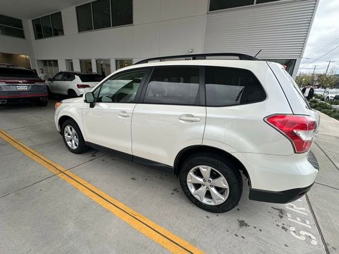 Used 2015 Subaru Forester 2.5i Premium w/ All-Weather Package image 5