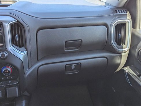 Used 2022 Chevrolet Silverado 2500 LTZ w/ Z71 Chrome Sport Edition image 17