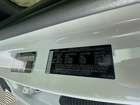 Used 2025 Hyundai Santa Fe SEL image 12