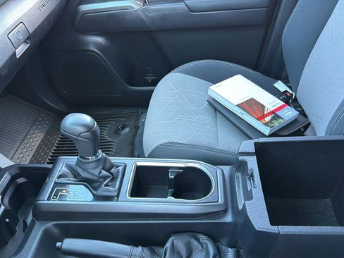 Used 2023 Toyota Tacoma TRD Off-Road w/ Advanced Technology Package image 33