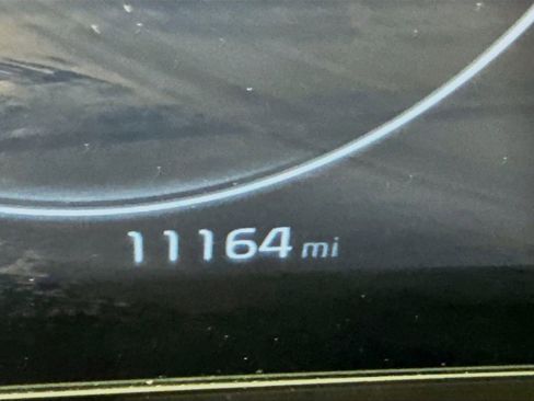 Used 2025 Kia Sportage SX image 12