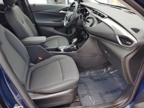 Used 2023 Buick Encore GX Select AWD/4WD image 29