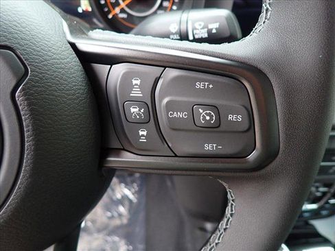 New 2025 Jeep Gladiator Sport image 13