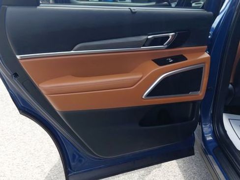 Used 2023 Kia Telluride EX X-Line image 22