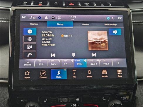 Used 2023 Jeep Grand Cherokee Limited image 11