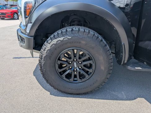 Certified 2025 Ford F150 Raptor AWD/4WD image 38