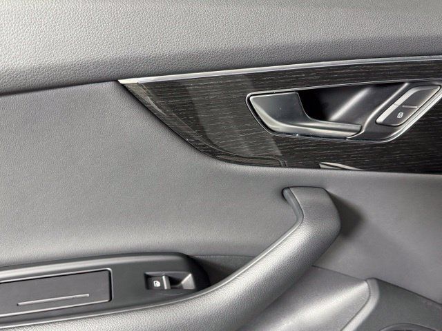 Used 2019 Audi Q8 Premium Plus w/ Premium Plus AWD/4WD image 23