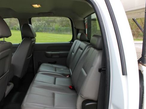 Used 2014 Chevrolet Silverado 3500 W/T image 20