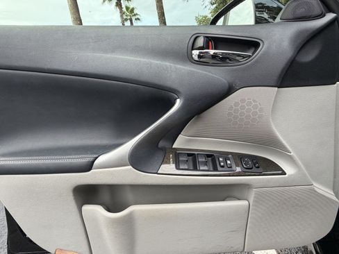 Used 2012 Lexus IS 350 w/ Premium Pkg Value Edition RWD image 13