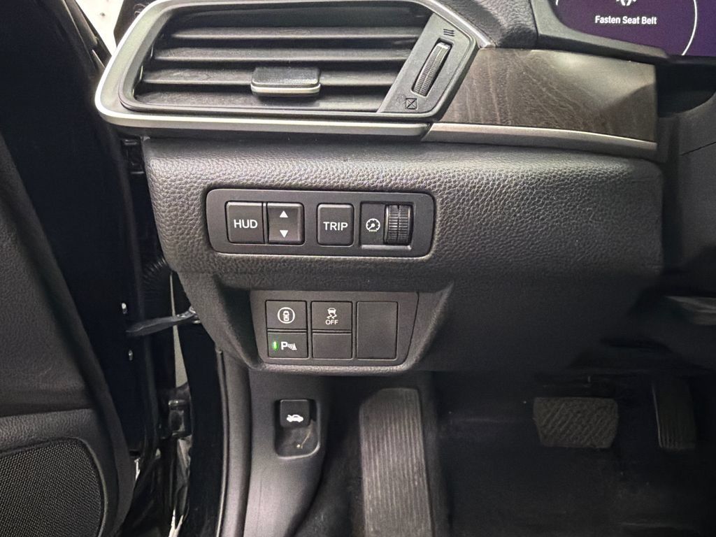 Used 2022 Honda Accord Touring image 32