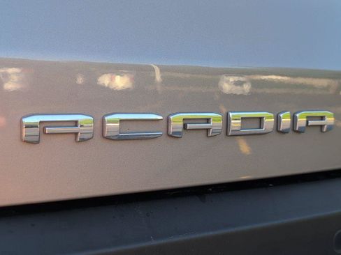 Used 2022 GMC Acadia AT4 w/ Technology Package AWD/4WD image 6