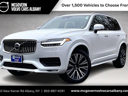 Certified 2022 Volvo XC90 T6 Momentum w/ Climate Package