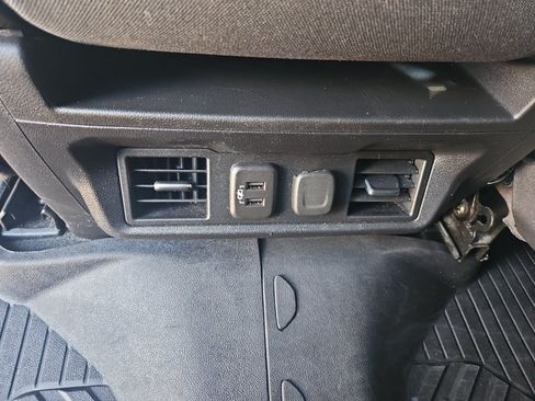 Used 2021 Chevrolet Silverado 1500 RST AWD/4WD image 24