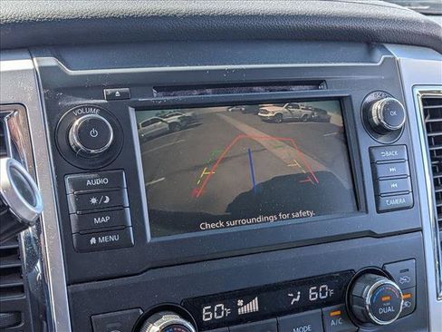 Used 2019 Nissan Titan SV w/ SV Convenience Package AWD/4WD image 11