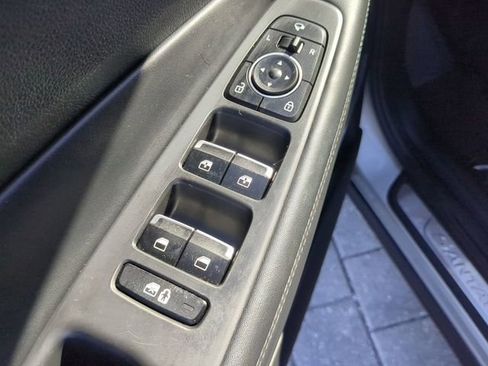 Used 2022 Hyundai Santa Fe Limited image 19