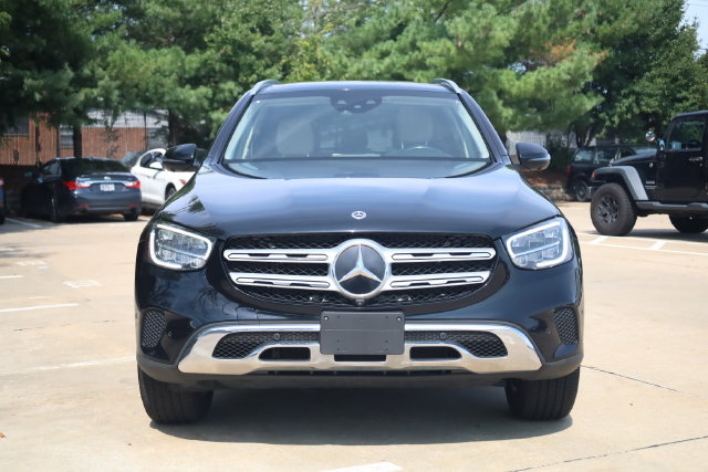 Used 2021 Mercedes-Benz GLC 300 4MATIC w/ Multimedia Package image 4