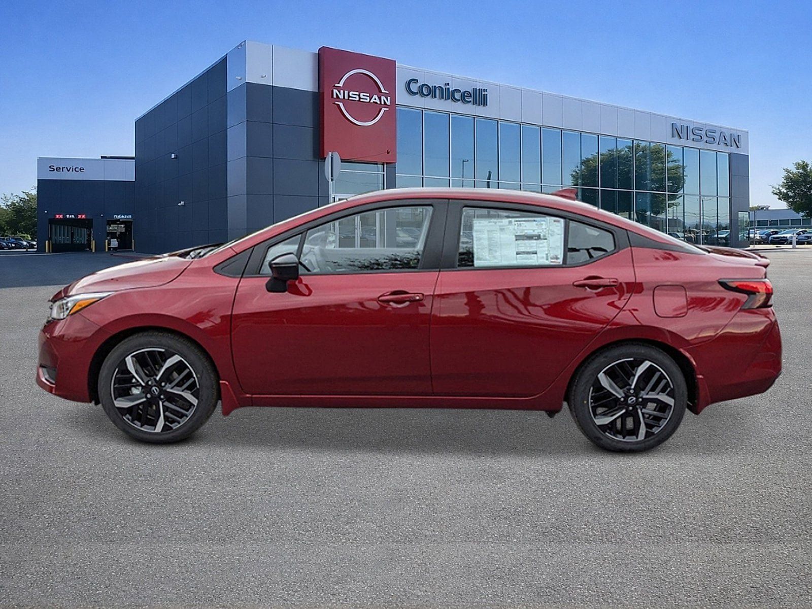 New 2025 Nissan Versa SR w/ Trunk Package FWD image 2