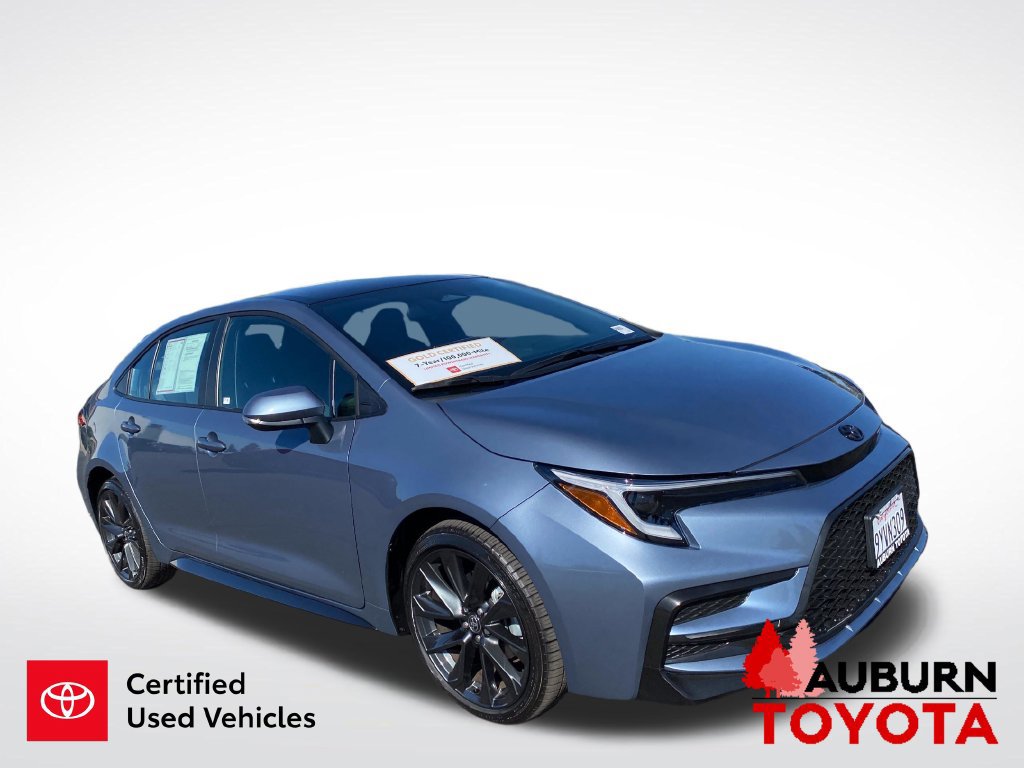 Certified 2026 Toyota Corolla SE w/ SE Package FWD image 4
