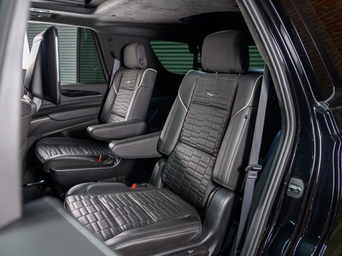 Used 2024 Cadillac Escalade V w/ LPO, Floor Liner Package image 37