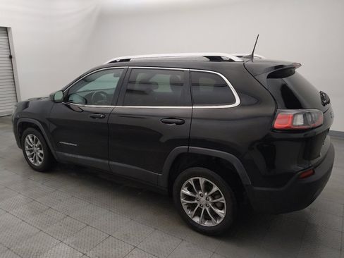 Used 2019 Jeep Cherokee Latitude Plus FWD image 3