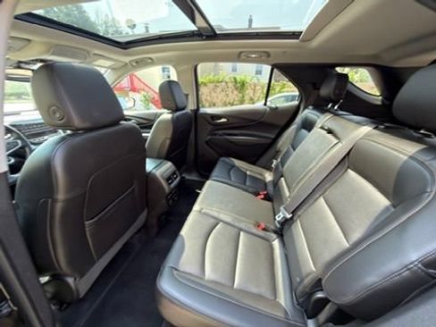 Used 2018 Chevrolet Equinox Premier AWD/4WD image 16
