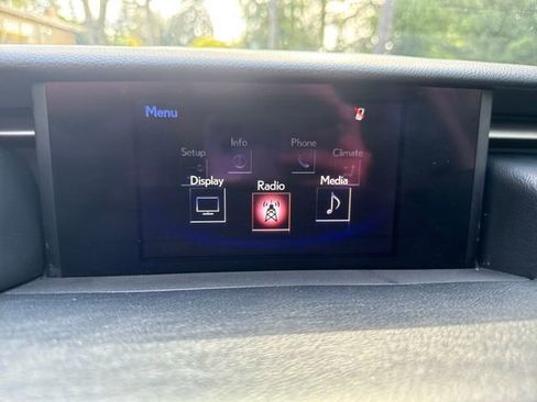 Used 2014 Lexus IS 250 RWD image 18
