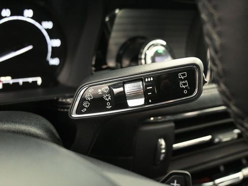 Used 2022 Lincoln Corsair AWD w/ Equipment Group 101A image 17