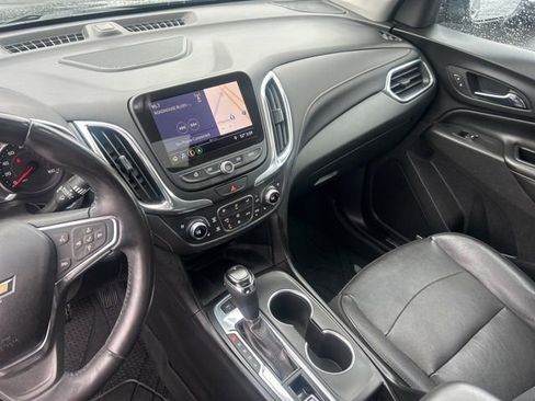 Used 2020 Chevrolet Equinox Premier image 29