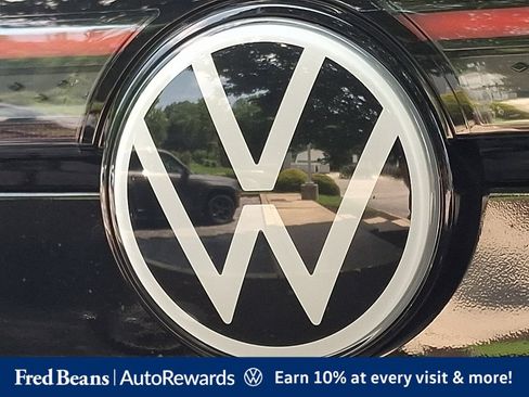 Certified 2024 Volkswagen ID.4 Pro S AWD/4WD image 38