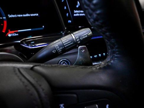 Used 2023 Cadillac Escalade V w/ LPO, ONYX Package image 41