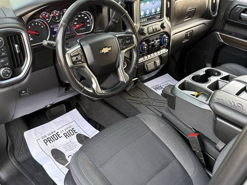 Used 2021 Chevrolet Silverado 1500 LT AWD/4WD image 15