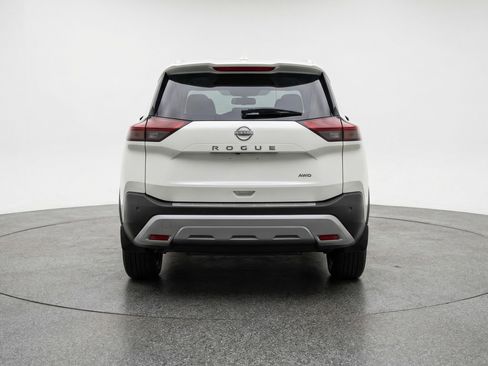 Used 2025 Nissan Rogue SV AWD/4WD image 7
