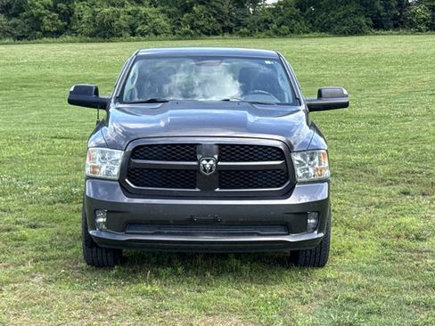 Used 2014 RAM 1500 Express RWD image 2