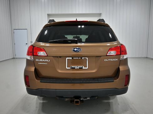 Used 2013 Subaru Outback 2.5i Limited AWD/4WD image 27