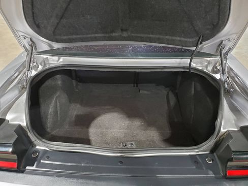 Used 2018 Dodge Challenger SXT Plus RWD image 37