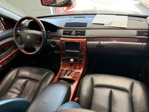 Used 2005 Maybach 57 RWD image 22