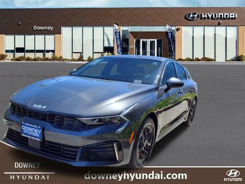 Used 2025 Kia K5 LXS FWD image 1