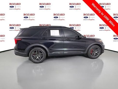Certified 2025 Ford Explorer ST AWD/4WD image 9