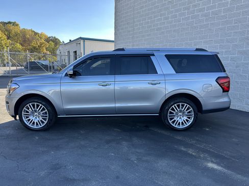 Certified 2024 Ford Expedition Max Limited image 5