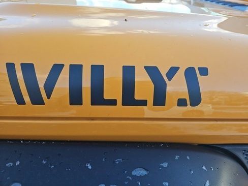 Used 2021 Jeep Wrangler Sport image 3