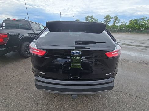 Used 2024 Ford Edge SEL w/ Convenience Package AWD/4WD image 5