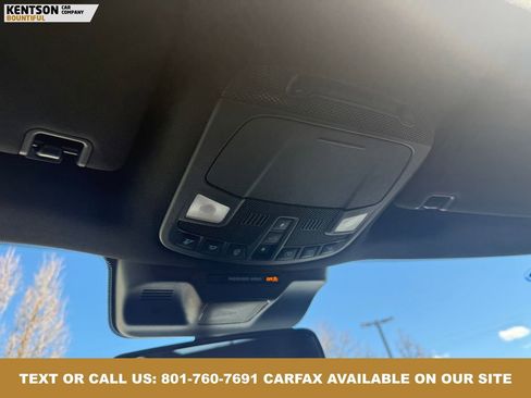 Used 2024 Ford Expedition Platinum image 28